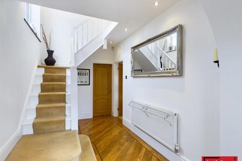 251 Long Lane, Aughton, Ormskirk, L39 5BY