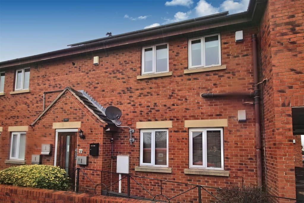 Higham Common Road, Higham, Barnsley S75 1PQ 1 bed flat £500 pcm (£