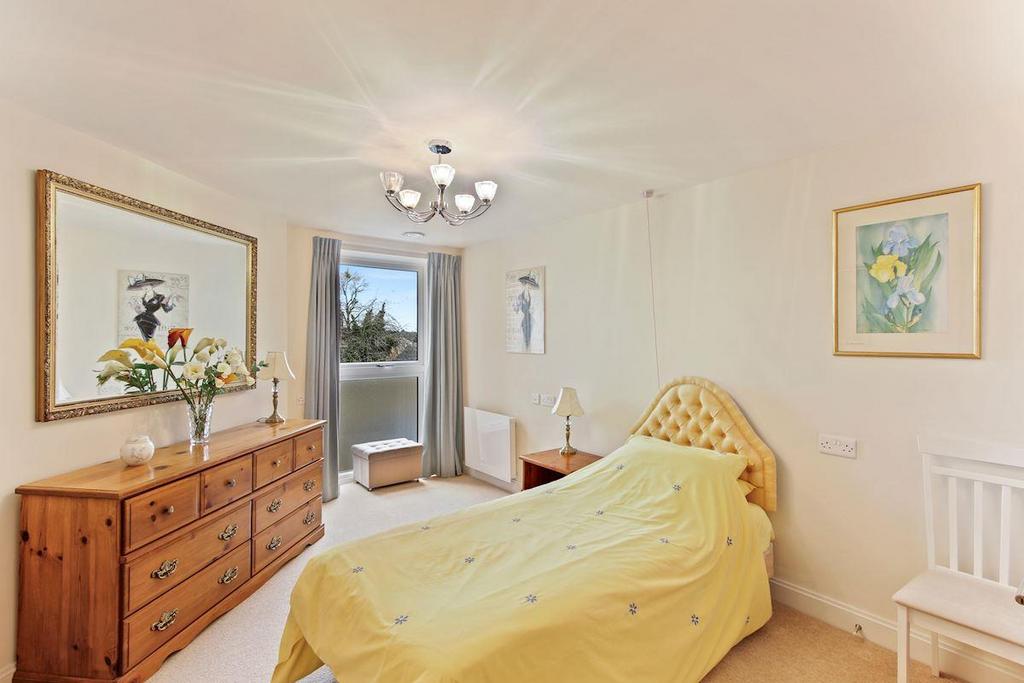 176c2c23-83bf-4d84-bc6d-0862d2edeeff LEMCS - 33 Aus