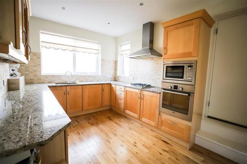 14 Glen Path, Sunderland, SR2 7TU