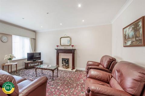 2 Loxley Mount, Campsall, Doncaster, DN6 9RD