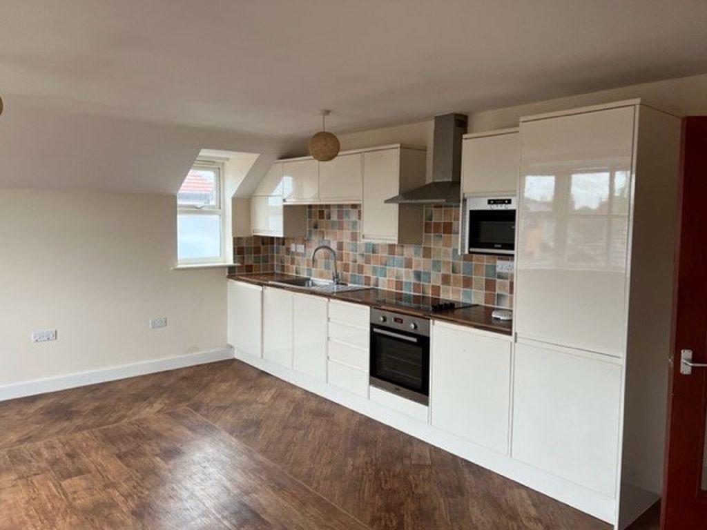 Avenue Court Kettering 2 bed apartment £750 pcm (£173 pw)