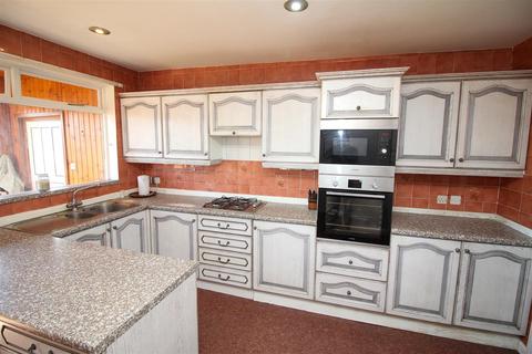 Sunnybrae Lanton Road, Jedburgh, TD8 6SD