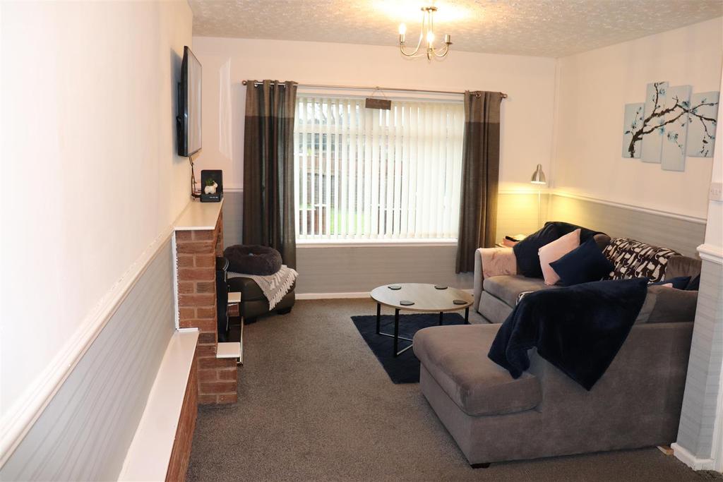 Wolverson Road, Walsall Wood 3 bed semidetached house £195,000