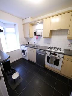 2 bedroom end of terrace house to rent, Church View, Wallsend