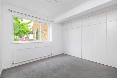 1 bedroom flat to rent, Merricks Court, East Sheen, SW14