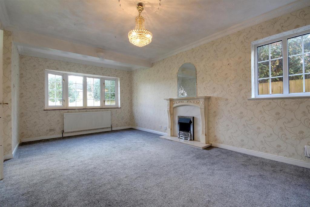Hallgate, Cottingham 4 bed detached house £335,000