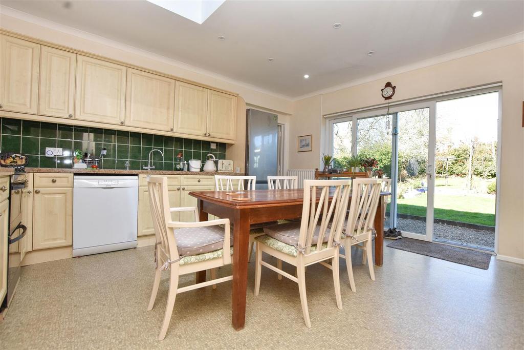 Rosebery Avenue, Eastbourne 8 bed detached house £700,000