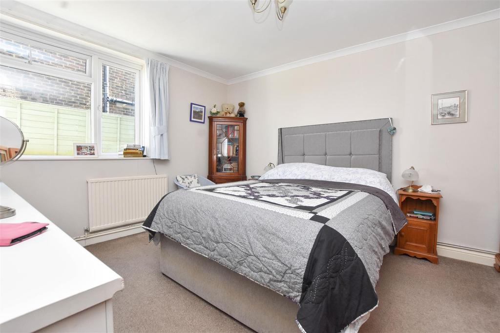 Rosebery Avenue, Eastbourne 8 bed detached house £700,000