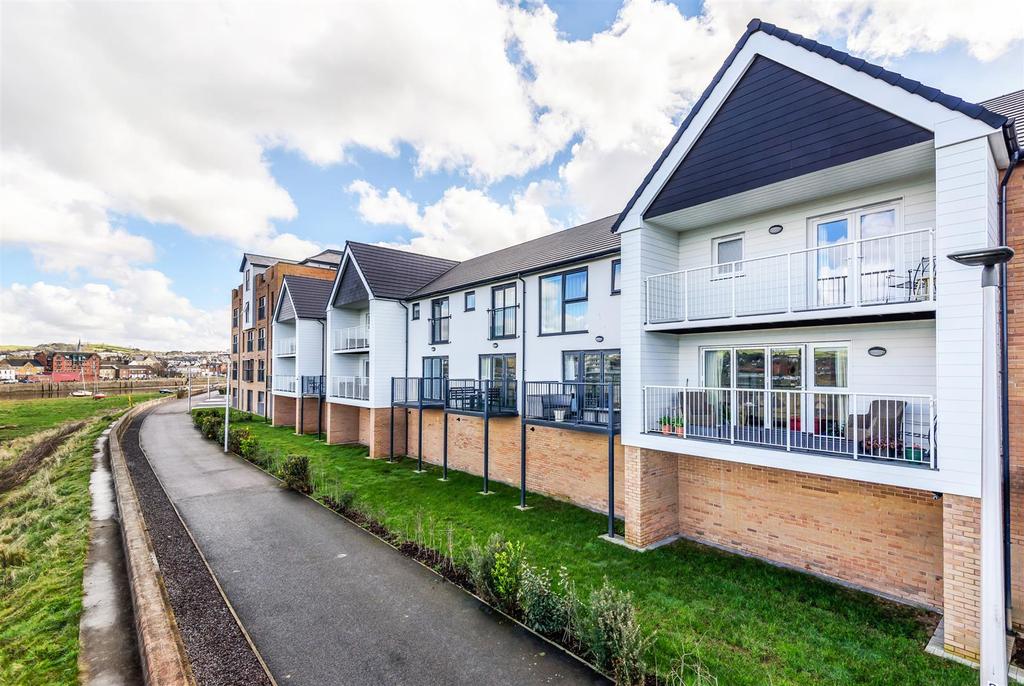 Taw Wharf, Sticklepath, Barnstaple 3 bed terraced house £375,000