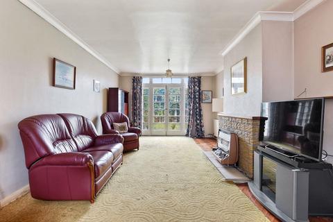 6 Fifehead Close, Ashford, TW15 3SD