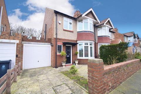 44 Ivanhoe, Whitley Bay, NE25 9AW