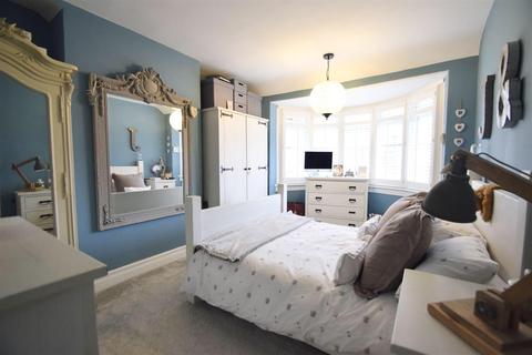 44 Ivanhoe, Whitley Bay, NE25 9AW