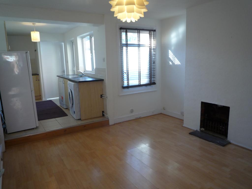 Oxford Street, Caversham, Reading, RG4 2 bed end of terrace house £