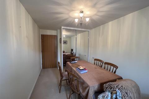 2 bedroom apartment for sale - George Street, Imber Court, Warminster