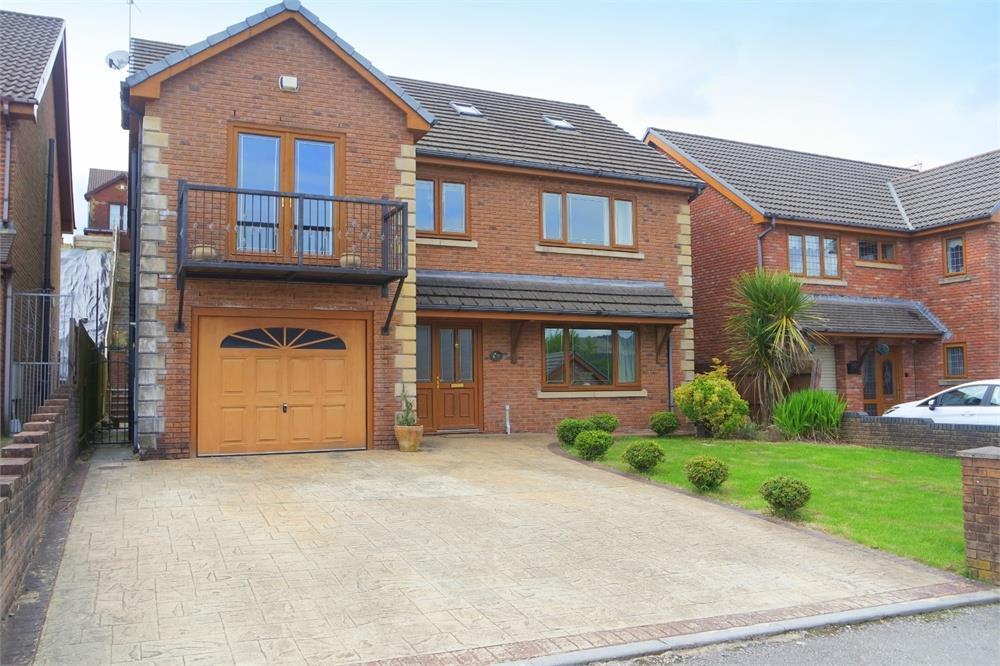 101 Cwrt Coed Parc, MAESTEG 6 bed detached house £379,995