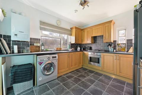 146 Ewell By Pass, Epsom, KT17 2PP