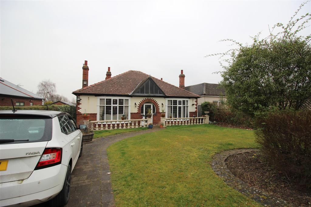 Beaumont Hill, Darlington 4 bed detached bungalow £325,000