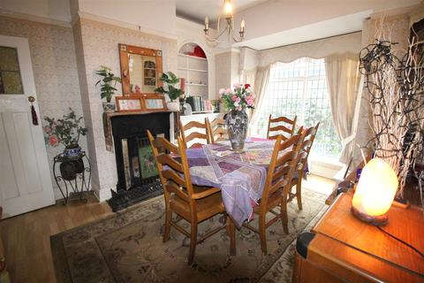 66 Beaumont Hill, Darlington, DL1 3ND
