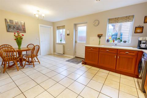 40 Thales Drive, Arnold, Nottingham, NG5 7NF