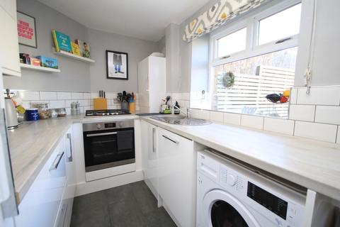 2 Hodgson Fold, Bradford, BD2 4EB