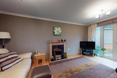 15 Cornelis Drive, Minster, Ramsgate, CT12 4DZ