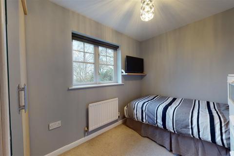 15 Cornelis Drive, Minster, Ramsgate, CT12 4DZ