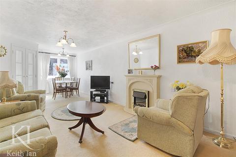 2 bedroom retirement property for sale - High Street, Cheshunt