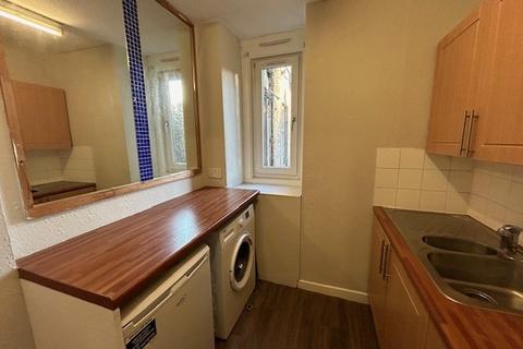 1 bedroom flat to rent, 1/1, 57 Cleghorn Street, Dundee, DD2 2PF