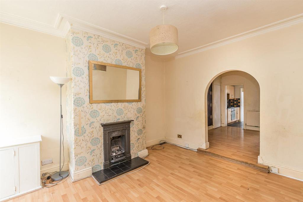Kelsall Street, Sale 2 bed terraced house £230,000