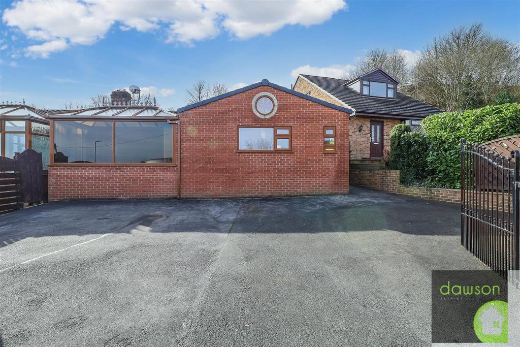 South Parade, Elland 3 bed bungalow £265,000