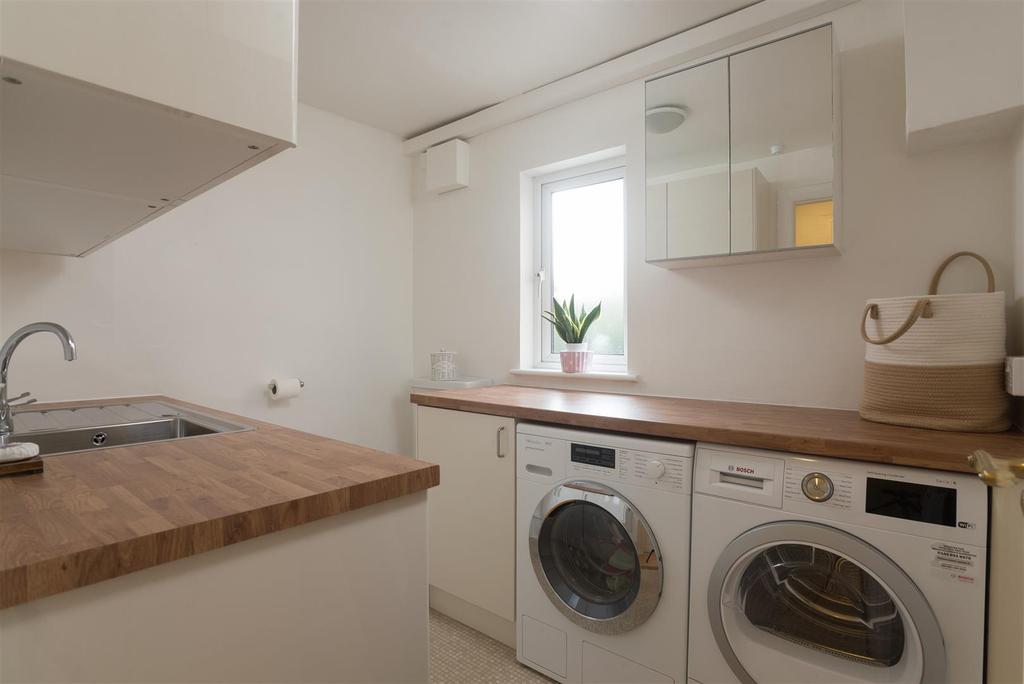 32 Stratford Road-11.jpg
