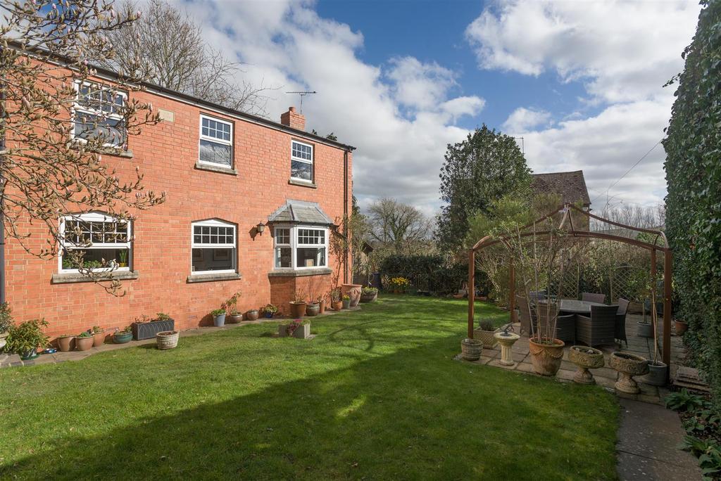 32 Stratford Road-17.jpg