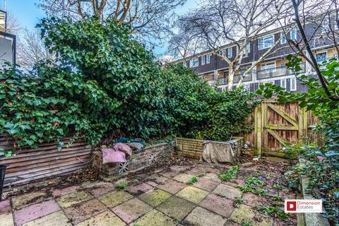 3 bedroom maisonette to rent, Lawrence Close, London, E3