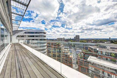 3 bedroom apartment to rent, Merchant Square East, London, W2