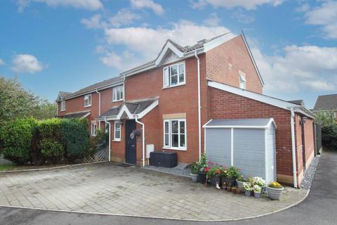 4 bedroom end of terrace house for sale, Coed Mieri, Tyla Garw, Pontyclun CF72 9UW