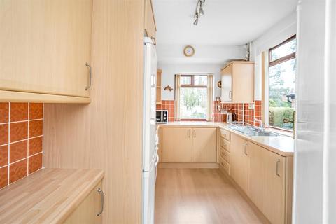 55 Sutherland Avenue, Leeds, LS8 1BY