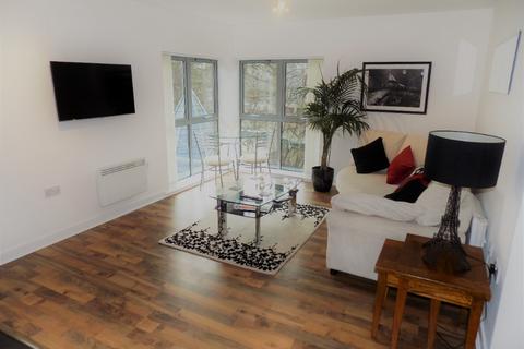 2 bedroom flat to rent, College Mews, York, YO31