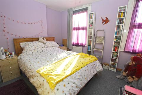 147 Bynes Road, South Croydon, CR2 0PS