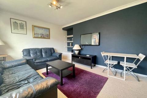 2 bedroom flat to rent, Church Lane, Newcastle Upon Tyne NE3