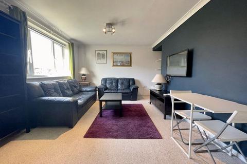 2 bedroom flat to rent, Church Lane, Newcastle Upon Tyne NE3