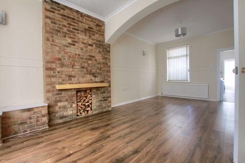 3 bedroom terraced house to rent, Roseberry View, Thornaby