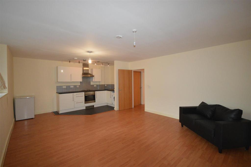 Osborne House, Friar Lane, Leicester... 1 bed apartment £650 pcm (£