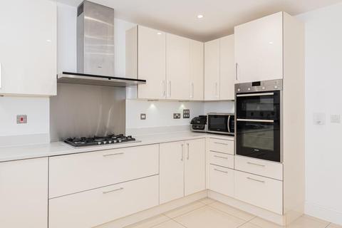17 Richmond Crescent, Epsom, KT19 8JA