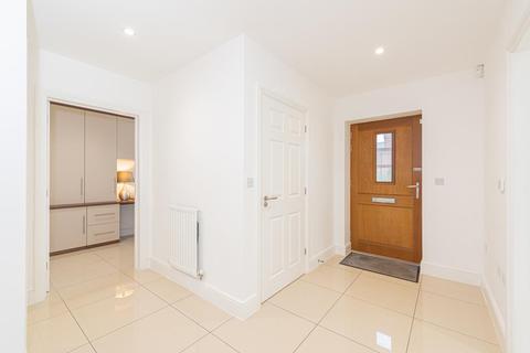 17 Richmond Crescent, Epsom, KT19 8JA
