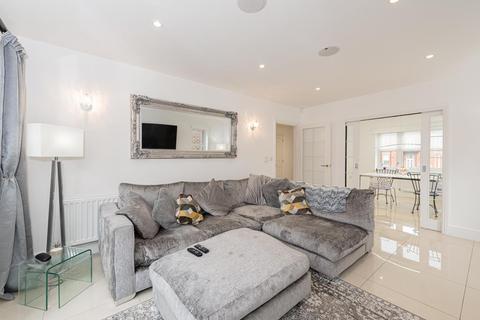 17 Richmond Crescent, Epsom, KT19 8JA