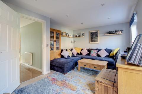 165 Johnson Drive, Leighton Buzzard, LU7 4QR