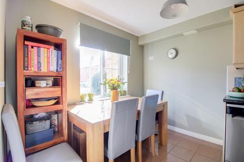 165 Johnson Drive, Leighton Buzzard, LU7 4QR