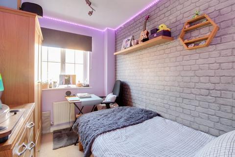165 Johnson Drive, Leighton Buzzard, LU7 4QR