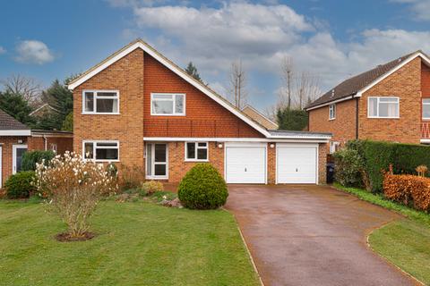 37 Links Road, Ashtead, KT21 2HB